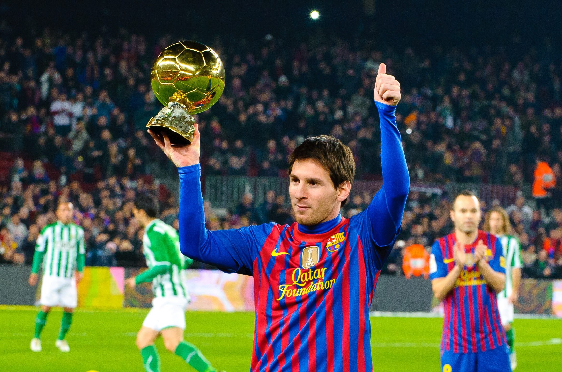 You are currently viewing Lionel Messi: 8 times infinite